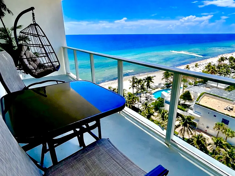 3505 S Ocean Dr #1416 — Photo 1