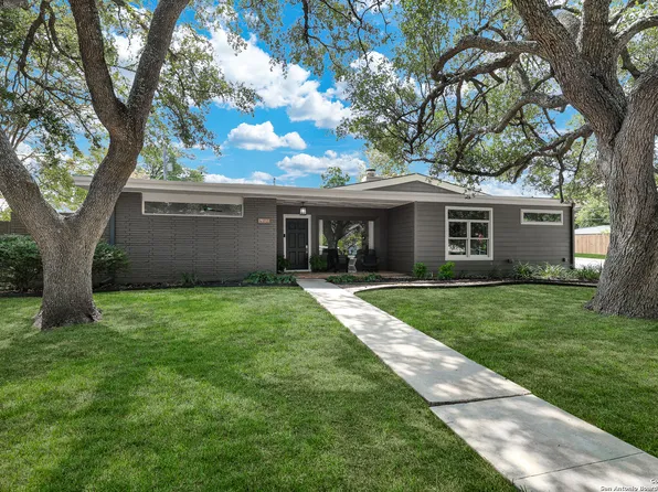 402 BURNSIDE DR, San Antonio, TX 78209