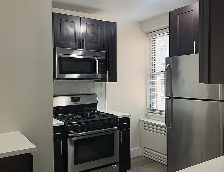 10420 Queens Blvd #17J — Photo 2
