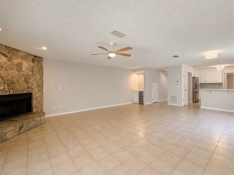 1746 Ocean Grove Dr — Photo 9