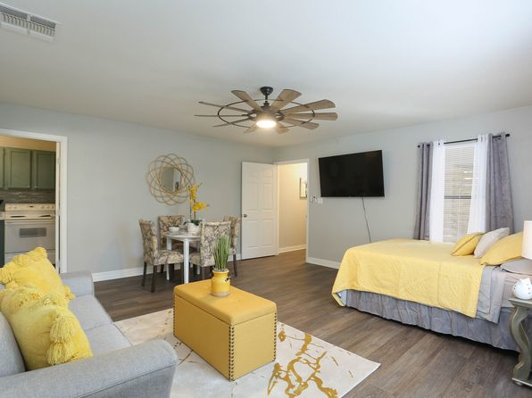 9011 Welles Way #2