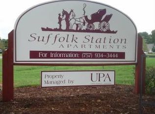 100A Forest Oak Ln, Suffolk, VA 23434