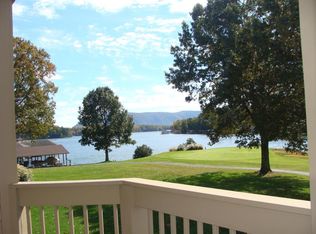 121 Fawn Haven Ln, Huddleston, VA