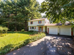 1 Hill Dr, South Berwick, ME 03908