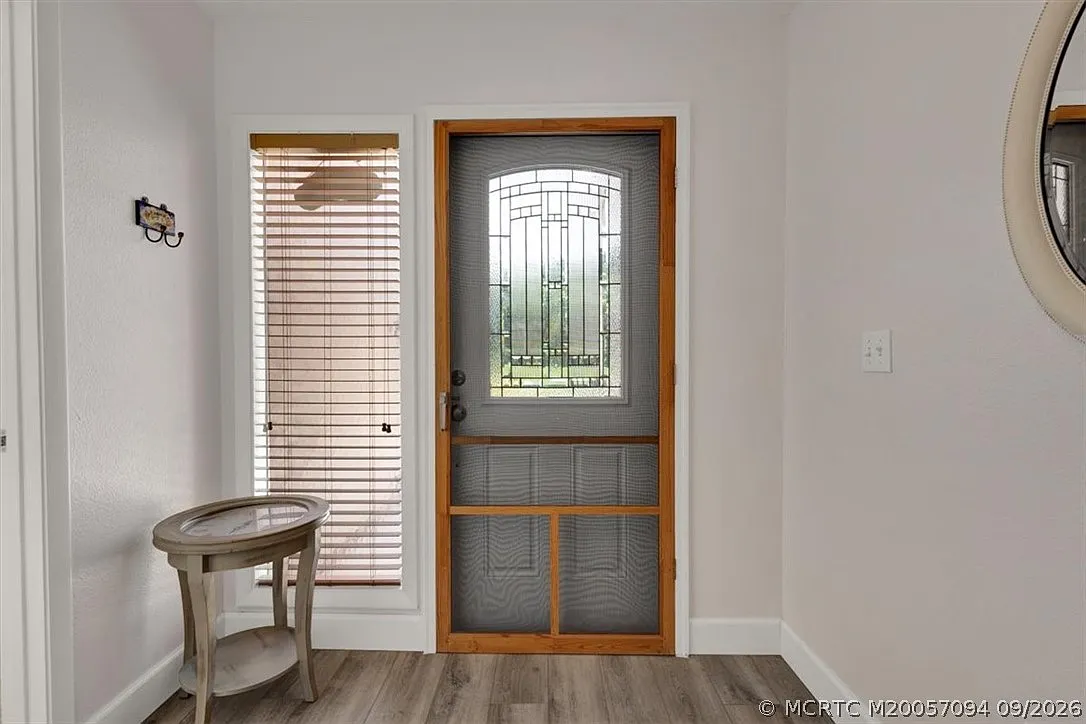 3 bed, 3.0 bath, 1722 sqft, $2,900 — Photo 4