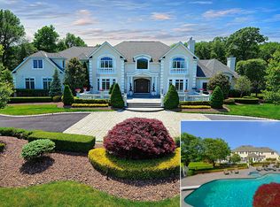 2 Secretariat Dr, Colts Neck, NJ 07722