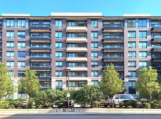 25 Water Walk Dr #615, Markham, ON L6G 0G3
