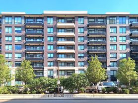 25 Water Walk Dr
