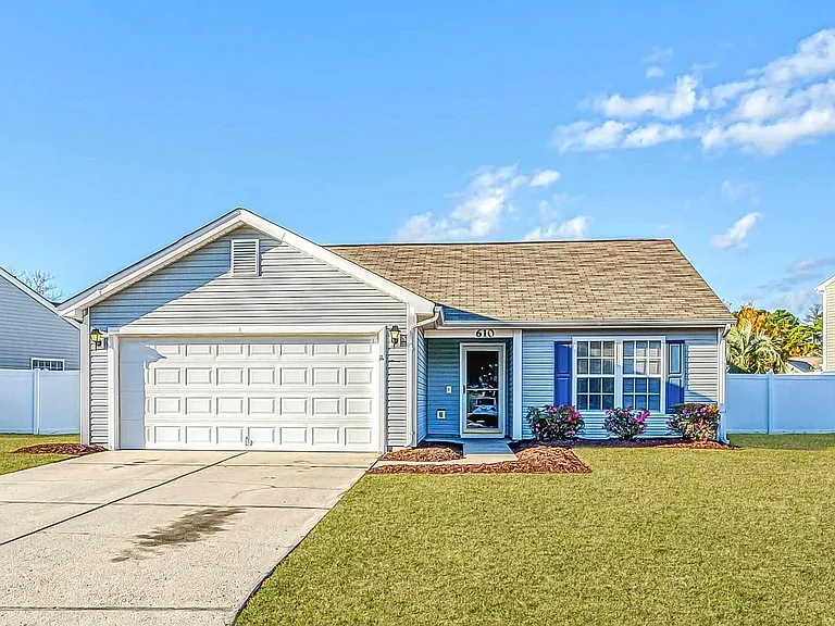 610 Pepperbush Dr — Photo 1
