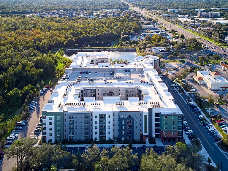 The Accolade Collegiate Village West - Student Housing — Photo 37