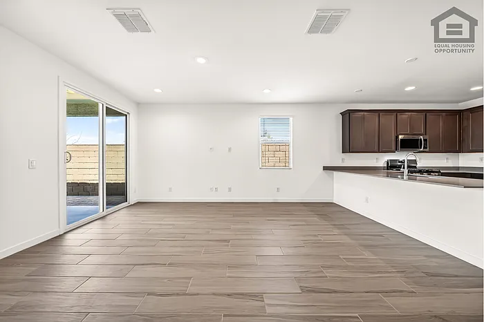 9828 W Mulberry Dr — Photo 15