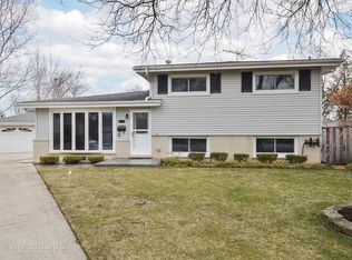 133 James Ct, Glenview, IL
