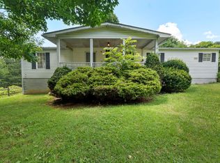 2257 Julia Simpkins Rd, Hiwassee, VA 24347