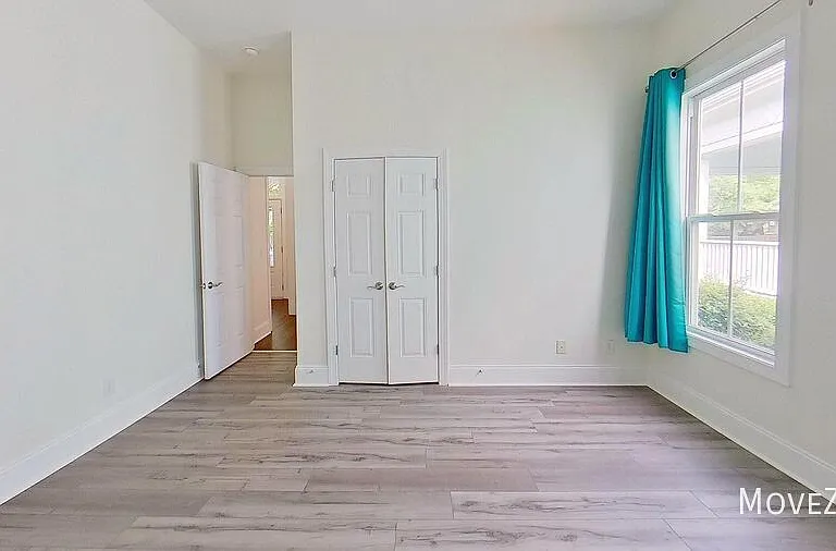 17011 Hedgerow Park Rd — Photo 56