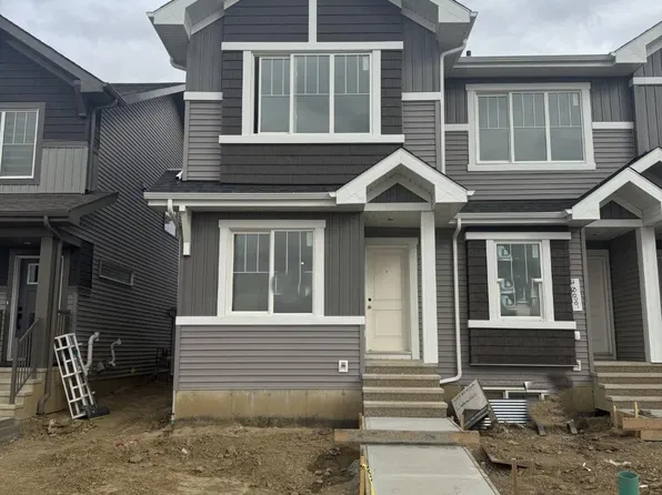 7091 Rosenthal Dr NW, Edmonton, AB T5T 7L4