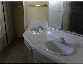 1st image of 5608 Via Del Viento Ave