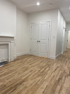 Rented by Paley Management | media 14