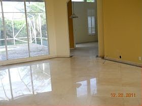 4th image of 936 NW 118th Ln