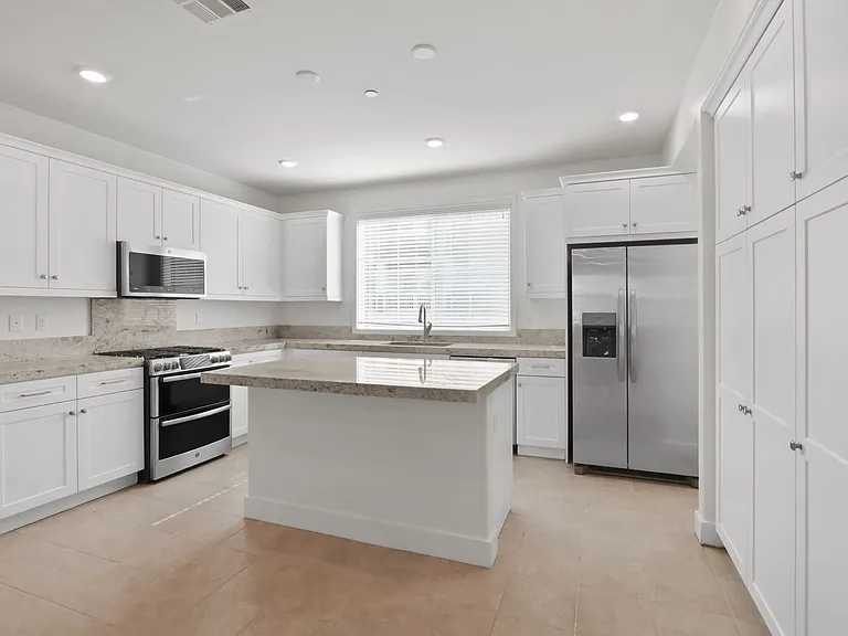 4325 Blazing Star Way — Photo 9