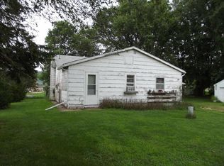 212 S Wagoner Ave, Viola, WI 54664