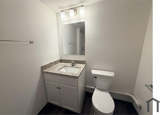 1st image of 10021 S Western Ave Floor 2