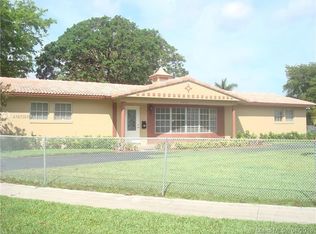 5650 SW 5th St, Plantation, FL 33317
