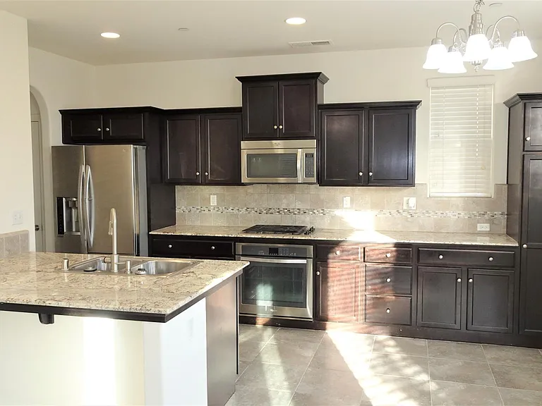 3656 Richmond Ave — Photo 5