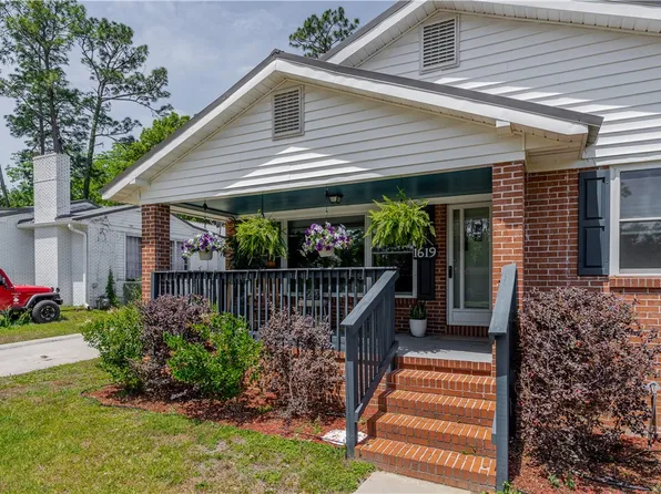 1619 Camellia Dr, Waycross, GA 31501