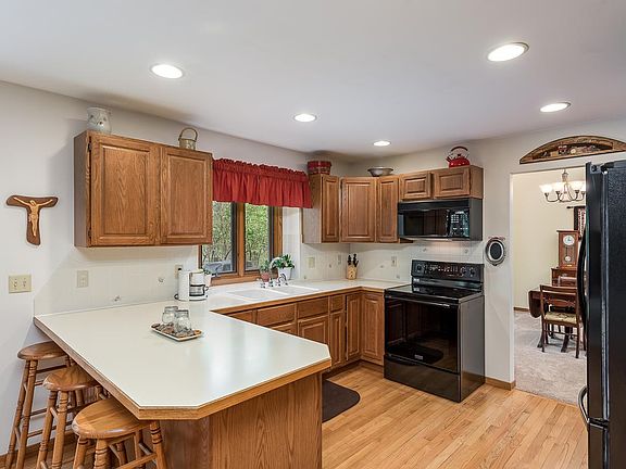 5th image of 2792 N Waskevich Ln
