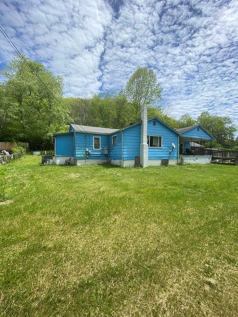 76 Guyan Subdivision Rd, Brenton, WV 24818 | Zillow