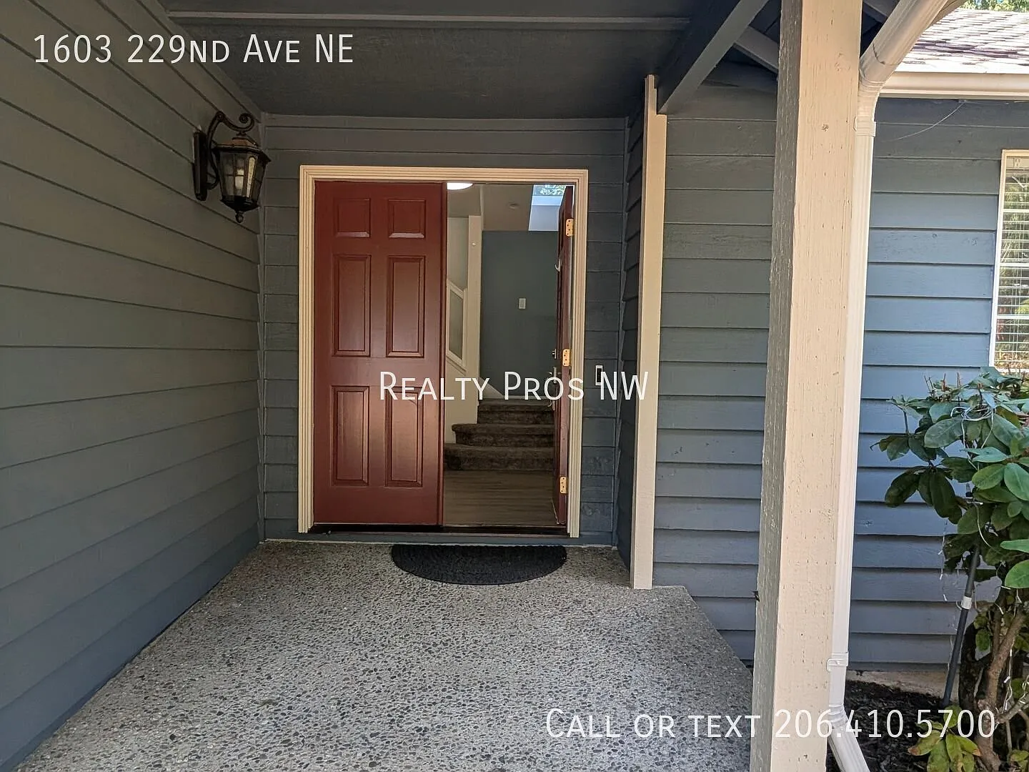 4 bed, 2.5 bath, 2650 sqft, $4,375 — Photo 2