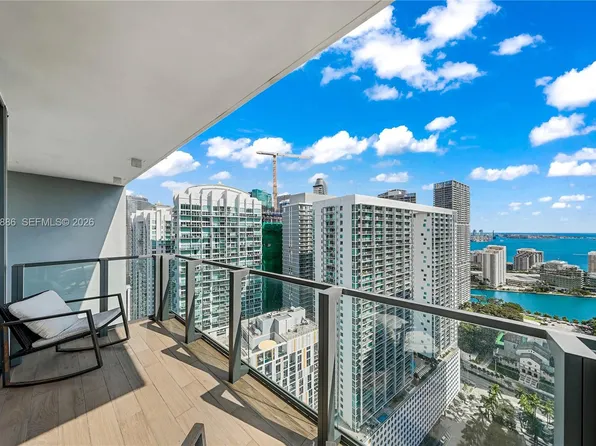68 SE 6th St APT 3309, Miami, FL 33130