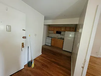 Rented by Danielle Stoller, LREB