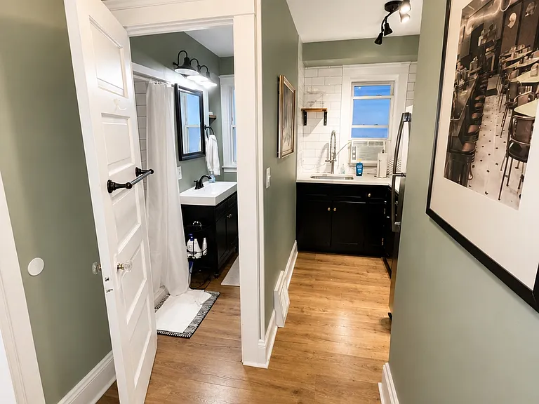 4905 Franklin Blvd — Photo 5