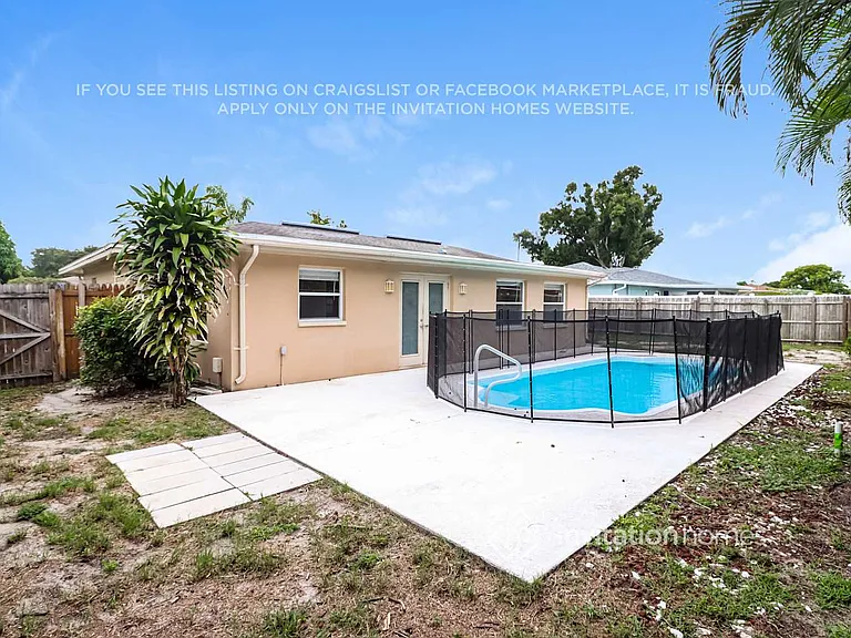 8924 110th Ln — Photo 15