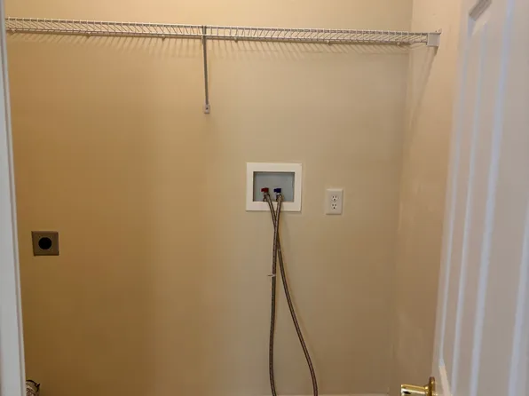 39 Jacobs Way Dr Unit B, Hendersonville, NC 28792