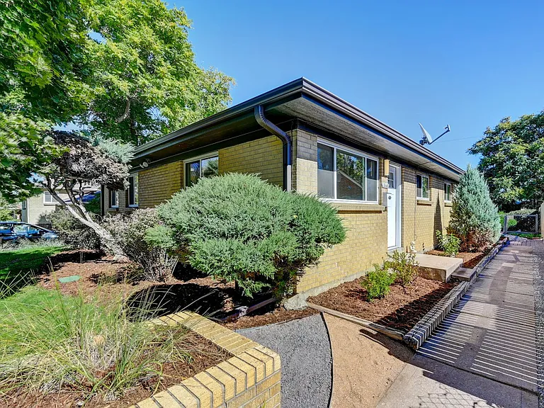 3340 N Glencoe St — Photo 1