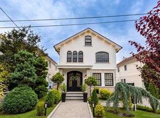 162-07 12th Rd, Whitestone, NY 11357