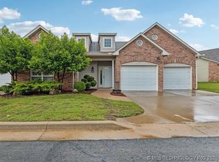 10122 S 94th East Pl, Tulsa, OK 74133