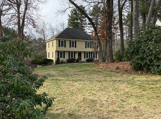 9 Lavender Hill Ln, Andover, MA 01810