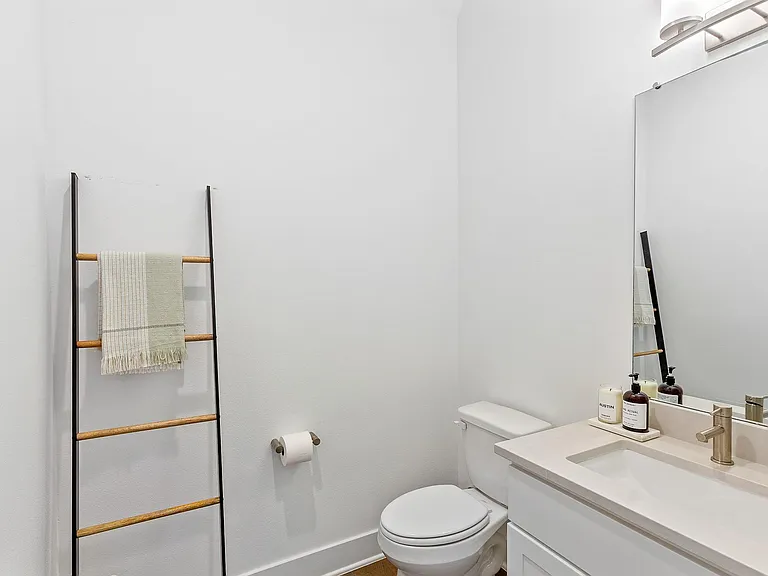 4508 Progress St #318 — Photo 20