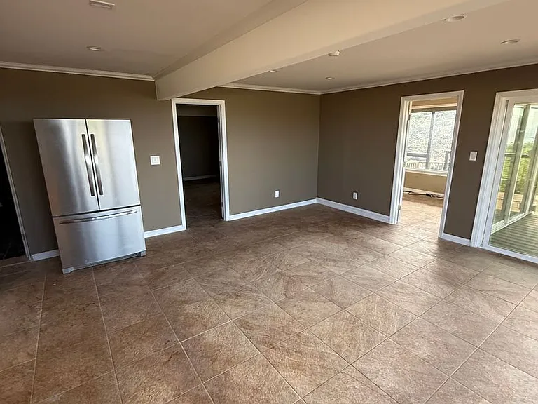 1627 Paula Drive — Photo 33