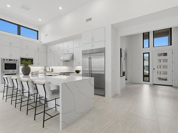 Beautiful kitchen with upgraded cabinets and spacious island