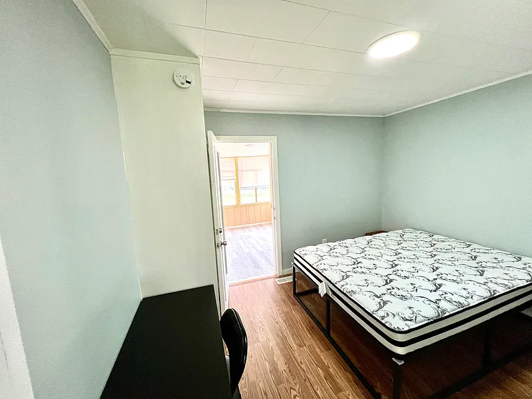 3414 Knox Ln #1 — Photo 10