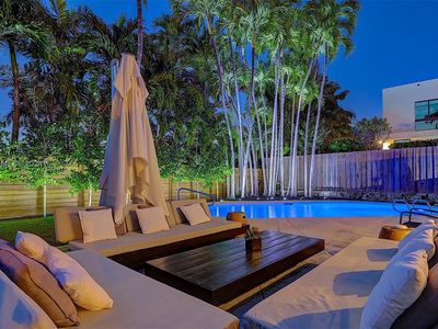 5250 Alton Rd, Miami Beach, FL, 33140