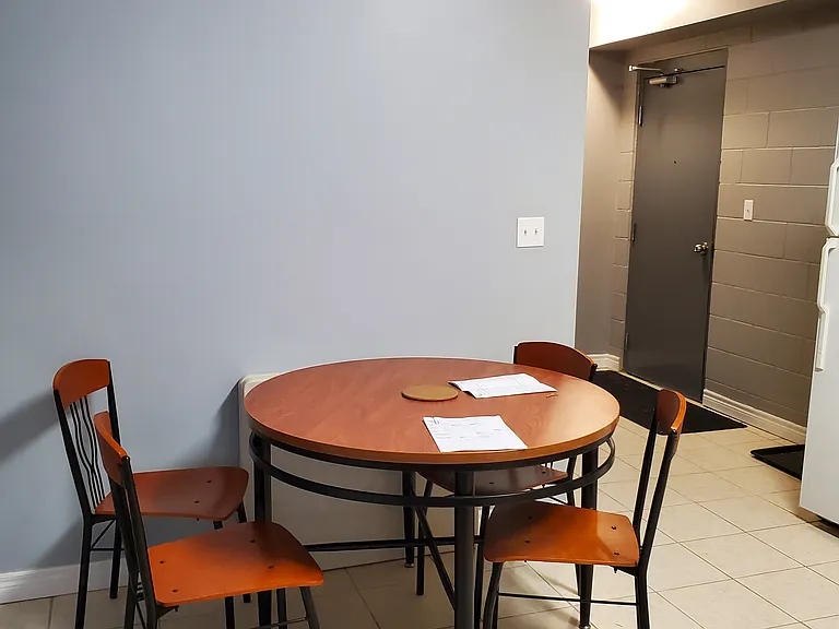 253 Lester St #301-1 — Photo 7