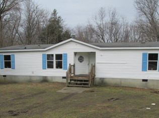 301 Lodge Rd, Callao, VA 22435