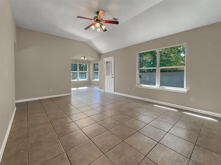 16413 Danika Oak Dr — Photo 7