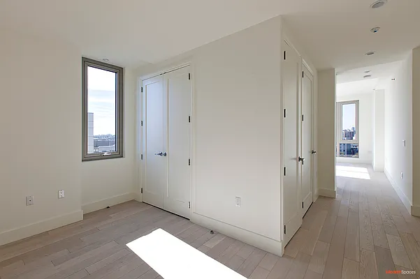 Rented by Modern Spaces | media 7