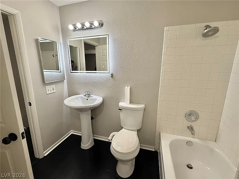 722 Nectarine Ct #0 — Photo 37